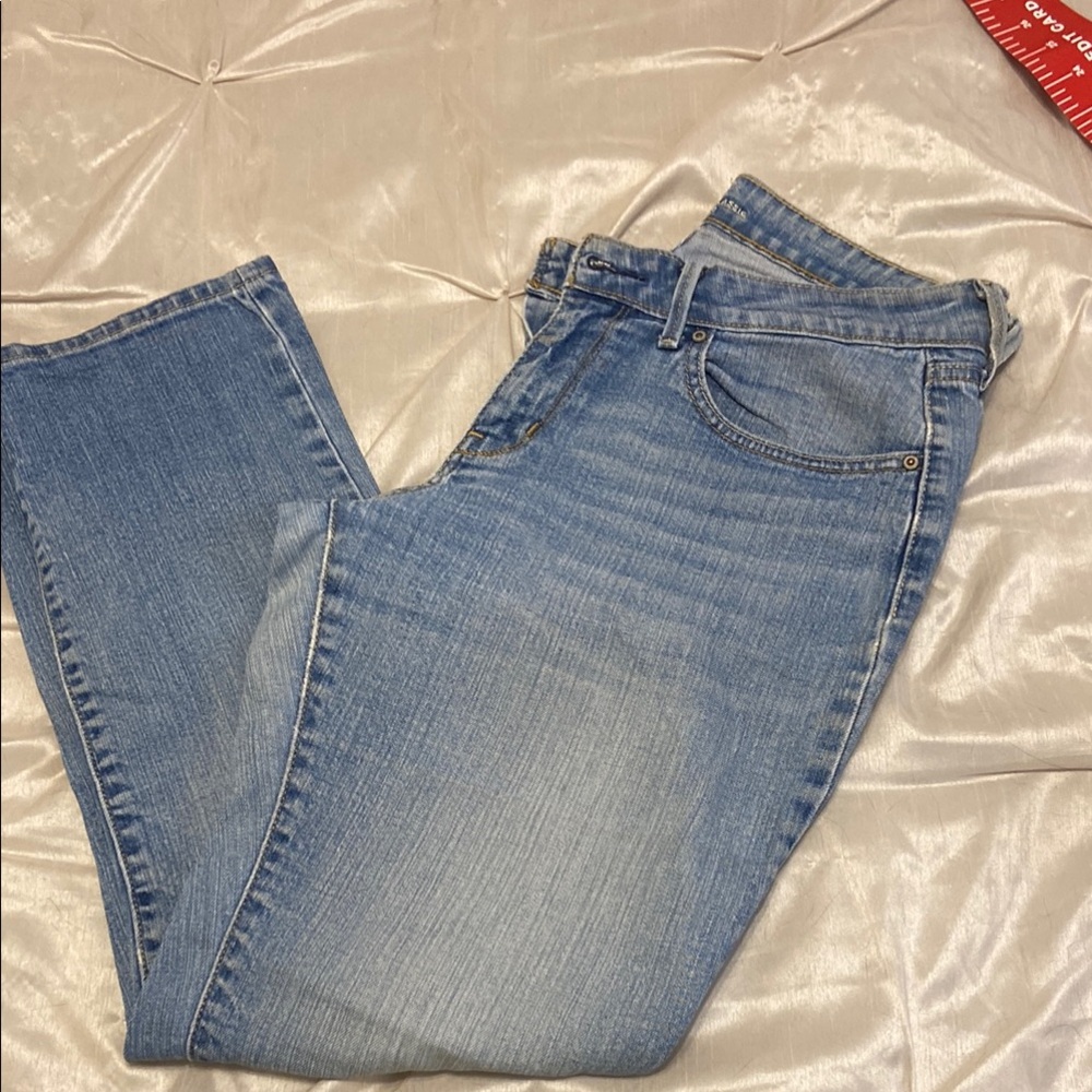 Levi’s bold curved jeans